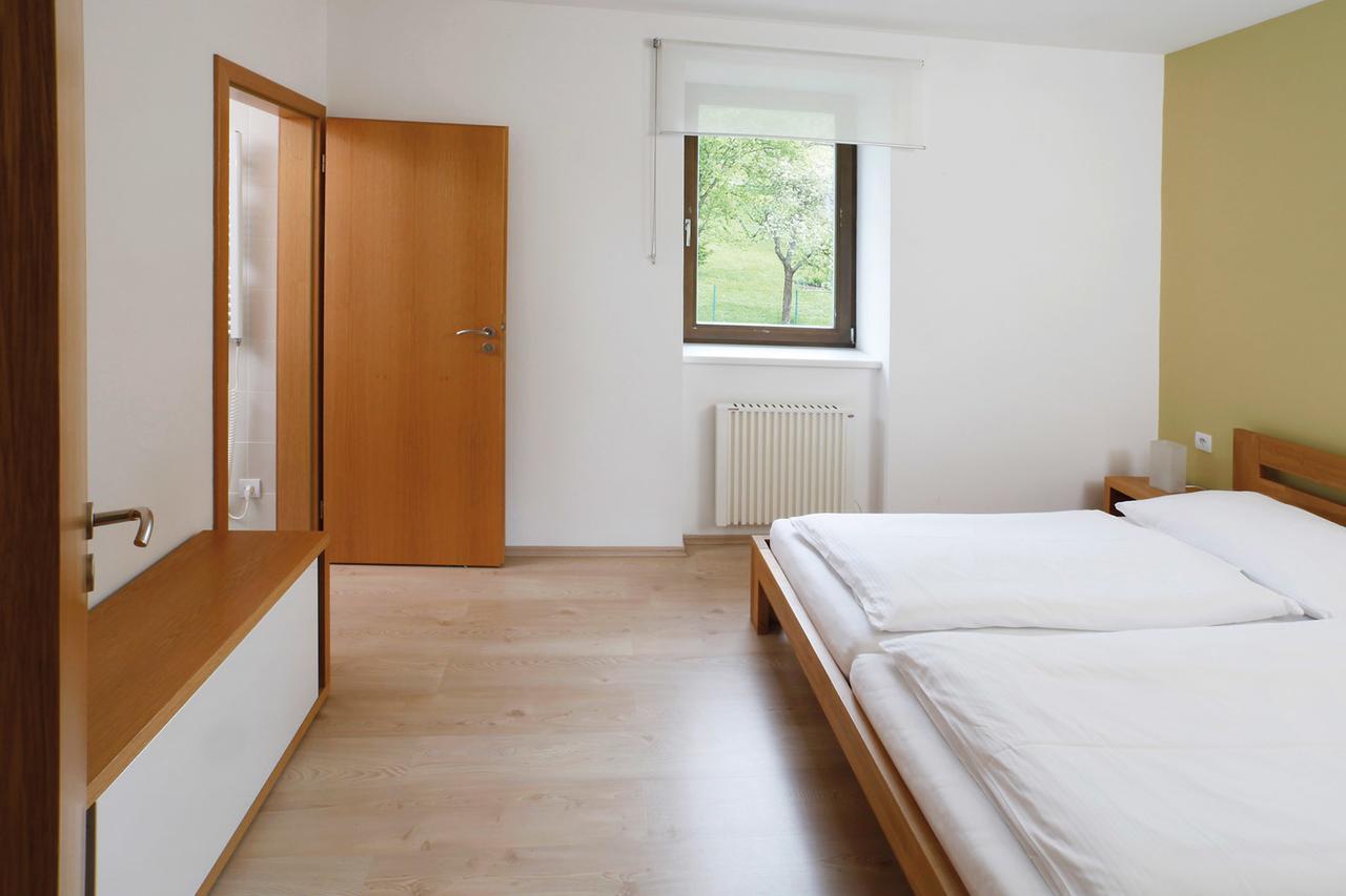 Apartman Stara Skola Высоке-над-Йизероу Экстерьер фото