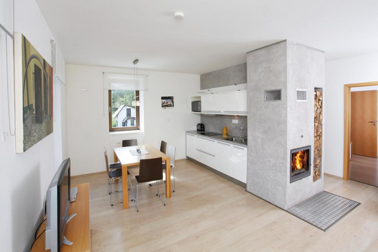 Apartman Stara Skola Высоке-над-Йизероу Экстерьер фото